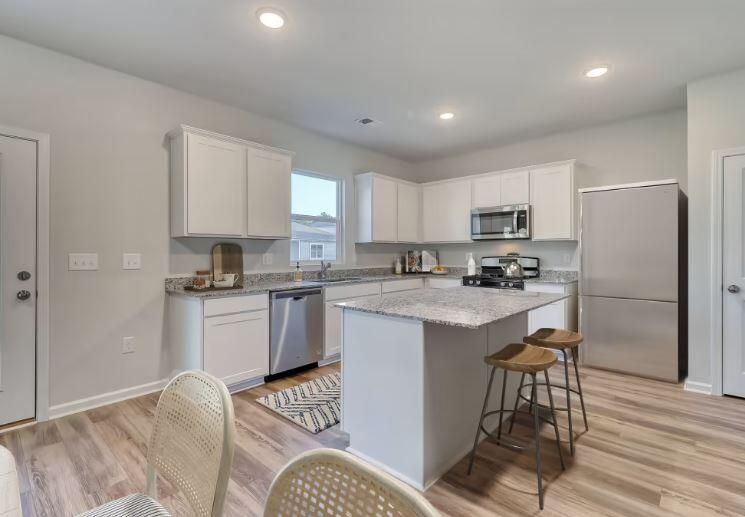 243 West Bradford Pointe Dr, Summerville, SC 29486