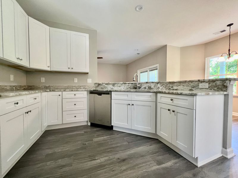 1820 One Love St, Charleston, SC 29412