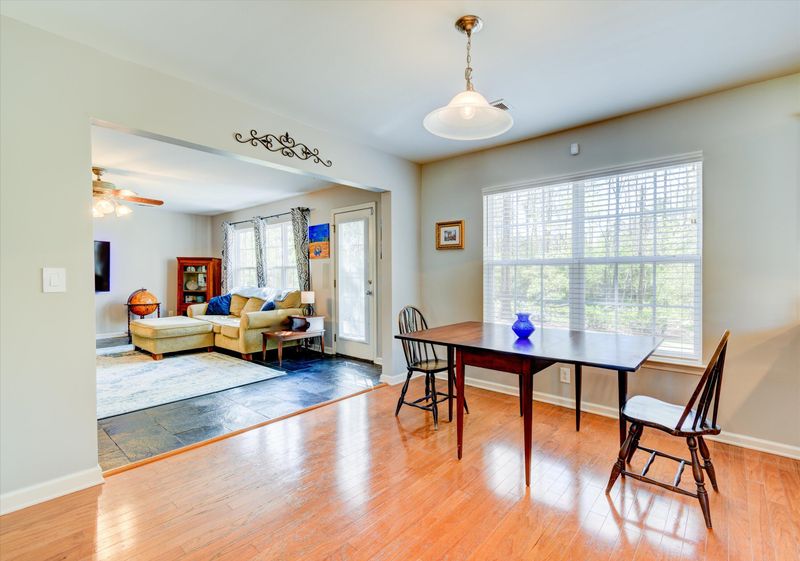 1005 Steelechase Ln, Hanahan, SC 29410