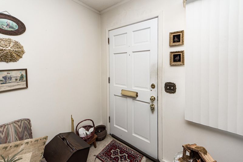 2526 Violet Ave, North Charleston, SC 29405