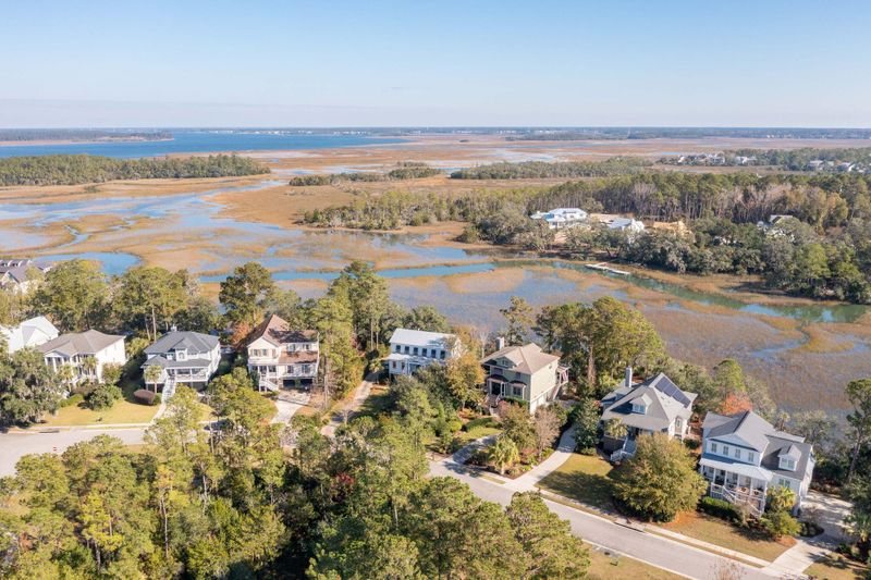 290 River Oak Dr, Mount Pleasant, SC 29464