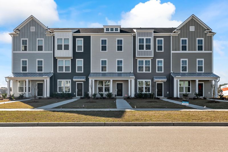 849 Recess Pointe Dr #33, Moncks Corner, SC 29461
