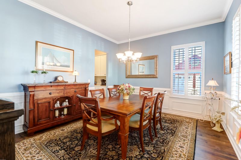 511 Ladybug Ln, Summerville, SC 29485