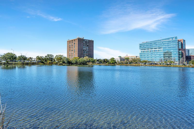 14 Lockwood Dr #1b, Charleston, SC 29401