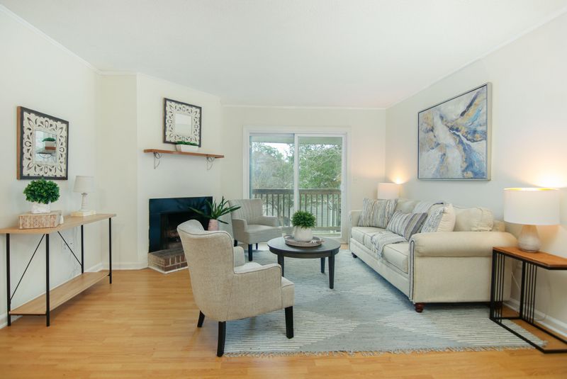 1402 Camp Rd #8h, Charleston, SC 29412