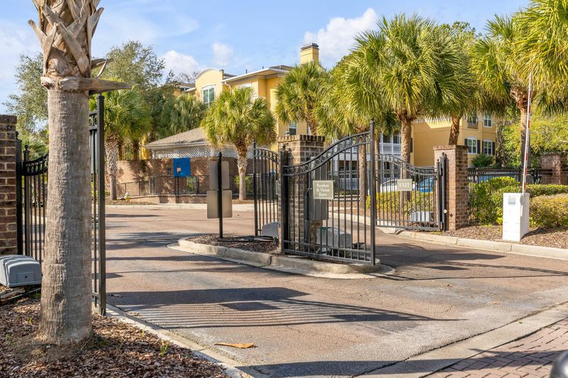 1933 Telfair Way, Charleston, SC 29412
