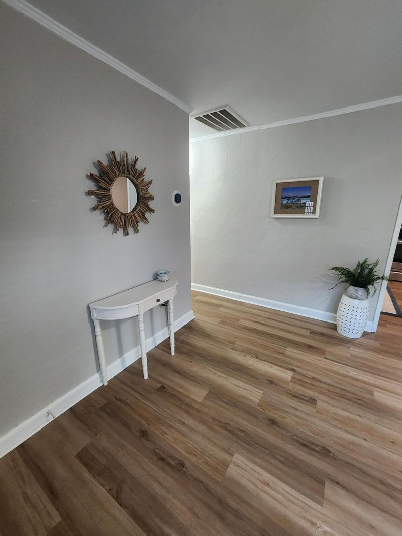 215 Laurel Ave, Goose Creek, SC 29445