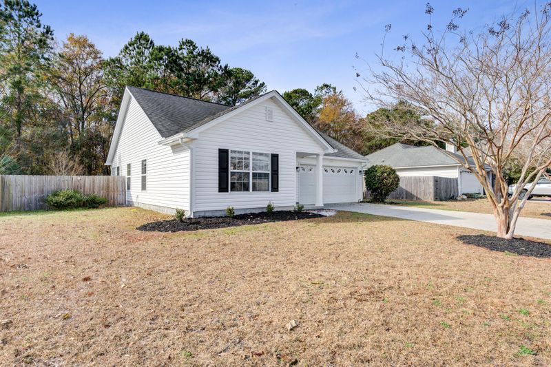 1936 Staffwood Rd, Johns Island, SC 29455