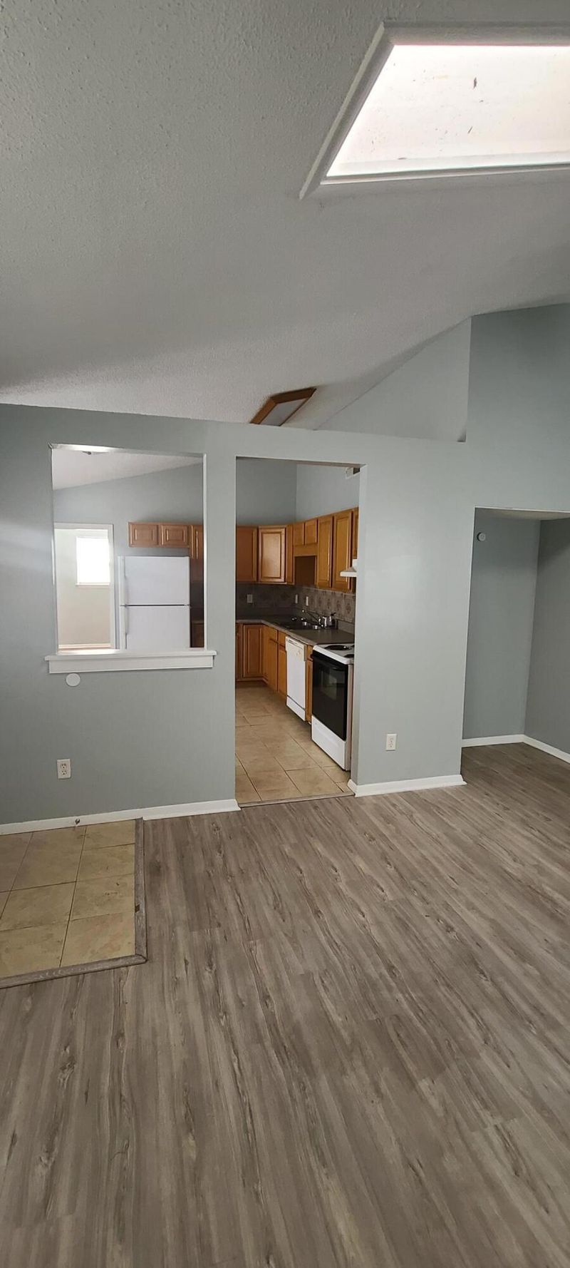 311 Macgregor Dr, Summerville, SC 29486