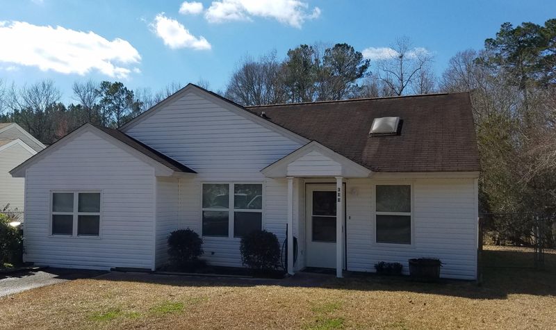 311 Macgregor Dr, Summerville, SC 29486