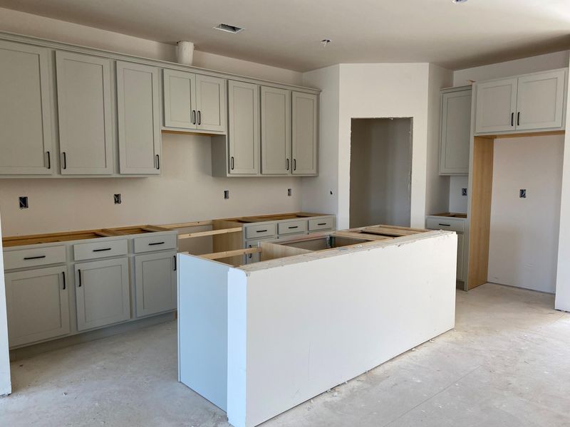 402 Navona Dr, Summerville, SC 29486