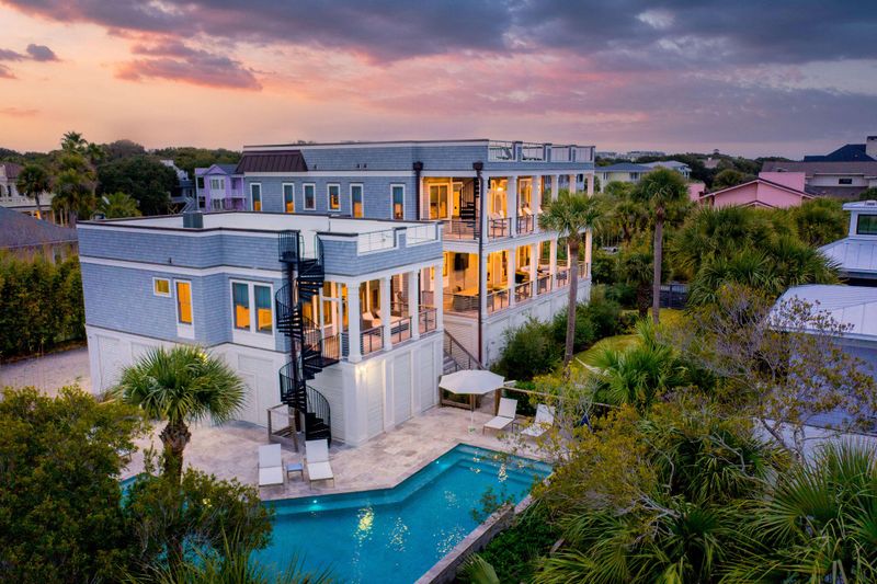 3 53rd Ave, Isle Of Palms, SC 29451