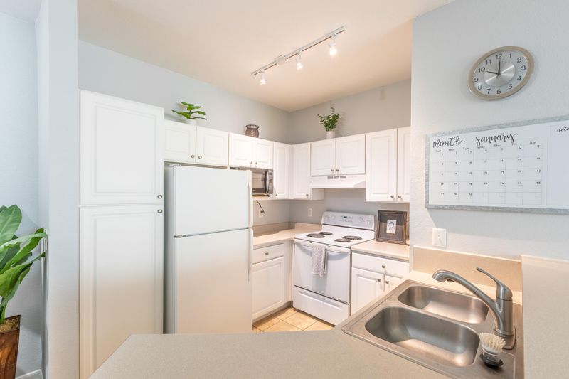 60 Fenwick Hall Allee #527, Johns Island, SC 29455