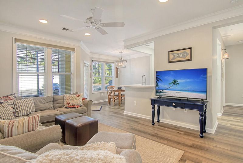 2118 Chatelain Way, Mount Pleasant, SC 29464