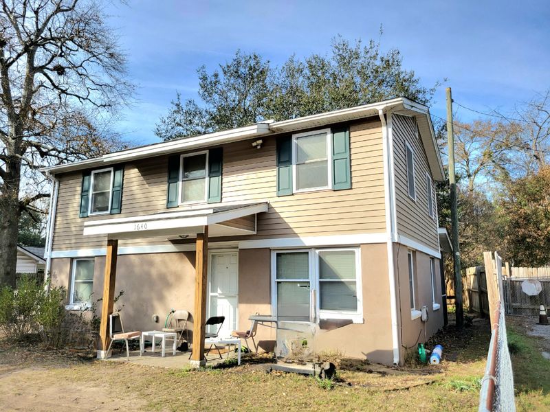 1640 Sumner Ave, North Charleston, SC 29406