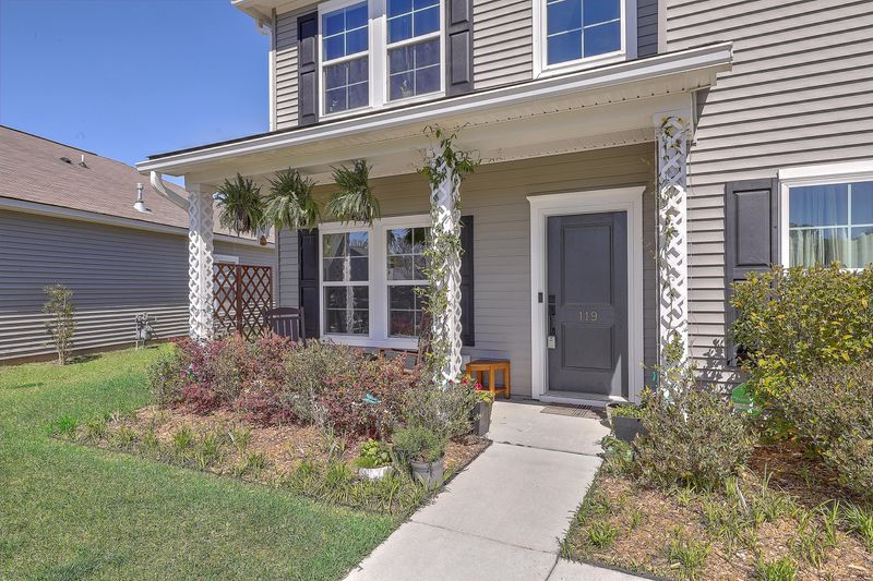 119 Levis Song Ct, Goose Creek, SC 29445
