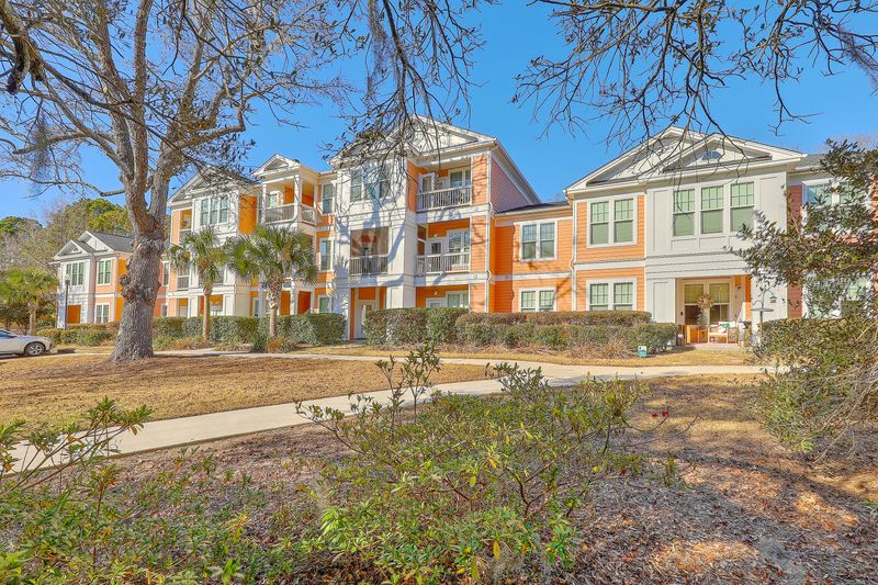 2211 Chatelain Way, Mount Pleasant, SC 29464