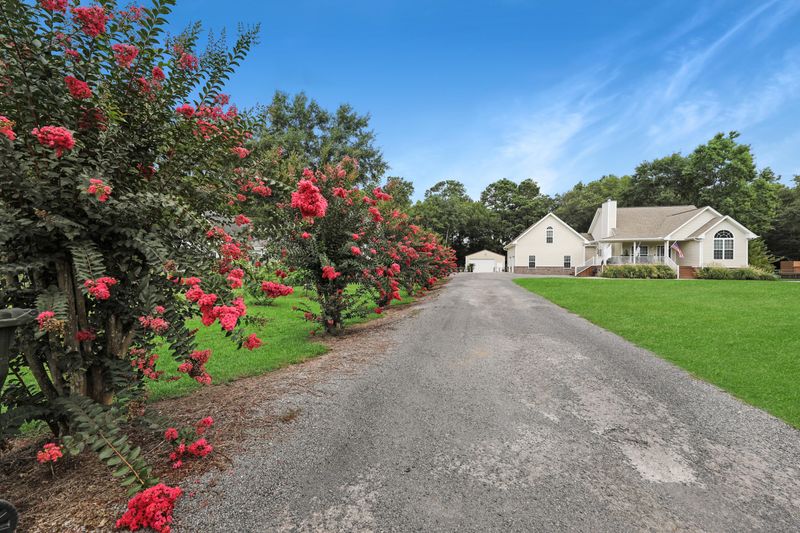 228 Harlock Dr, Moncks Corner, SC 29461