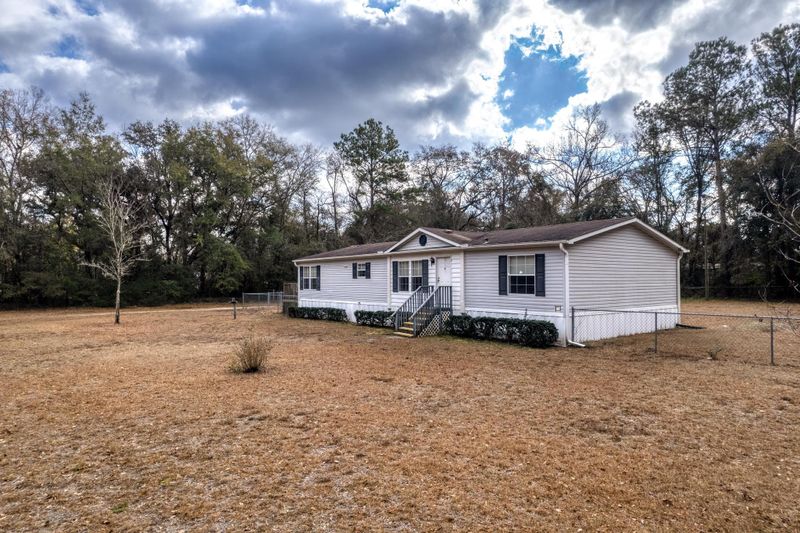6051 Roper Run Rd, Ravenel, SC 29470