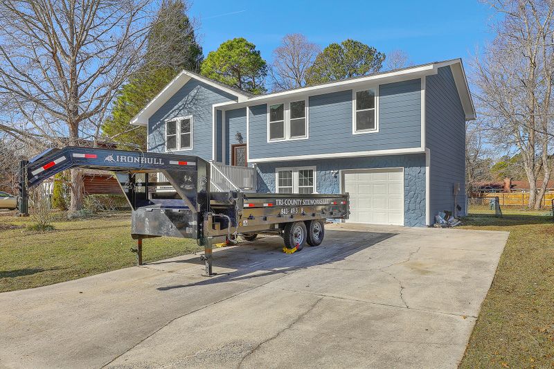125 Canaberry Cir, Summerville, SC 29483