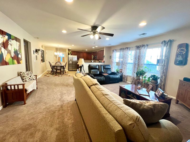 333 Briarbend Rd, Goose Creek, SC 29445