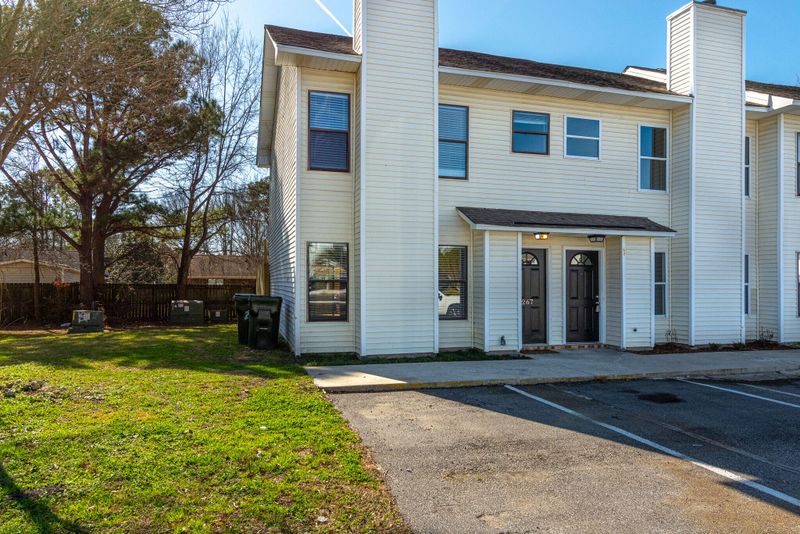 267 Pine Shadow Dr, Goose Creek, SC 29445
