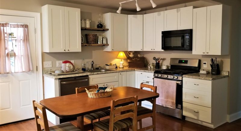1650 Dogwood Rd, Charleston, SC 29414