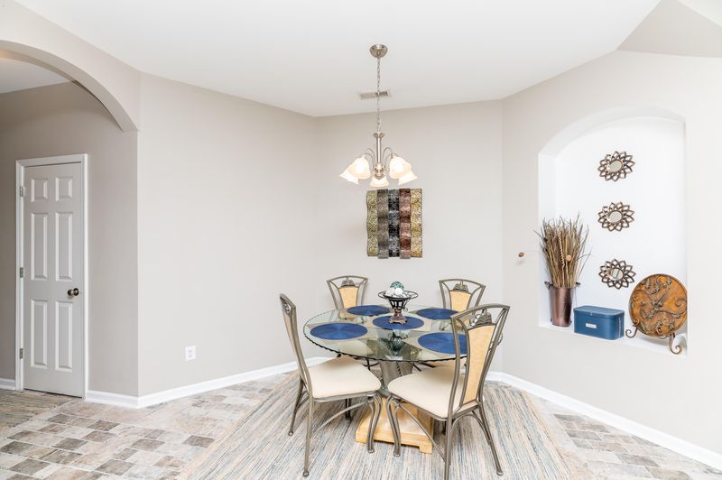 234 S Lamplighter Ln, Summerville, SC 29486