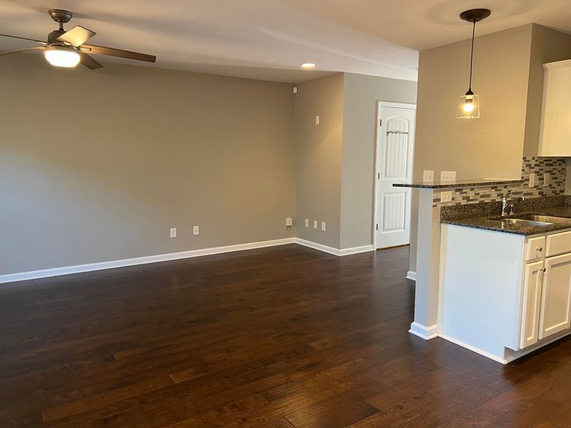 545 Truman Dr, Goose Creek, SC 29445