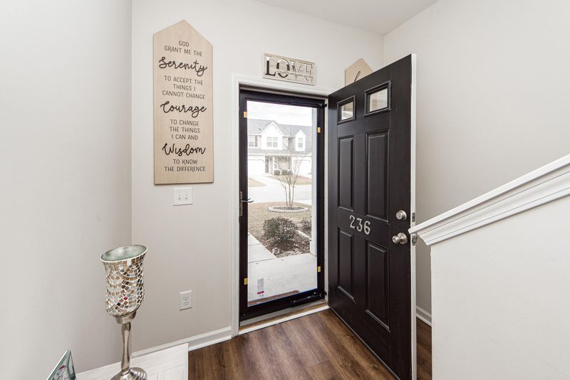 236 Buchanan Cir, Goose Creek, SC 29445