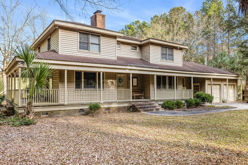 620 Commonwealth Rd, Mount Pleasant, SC 29466