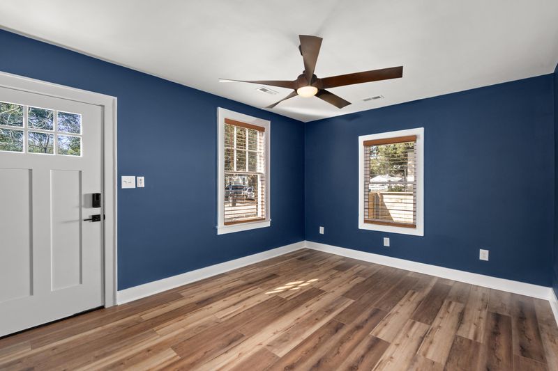 2247 Suffolk St, North Charleston, SC 29405