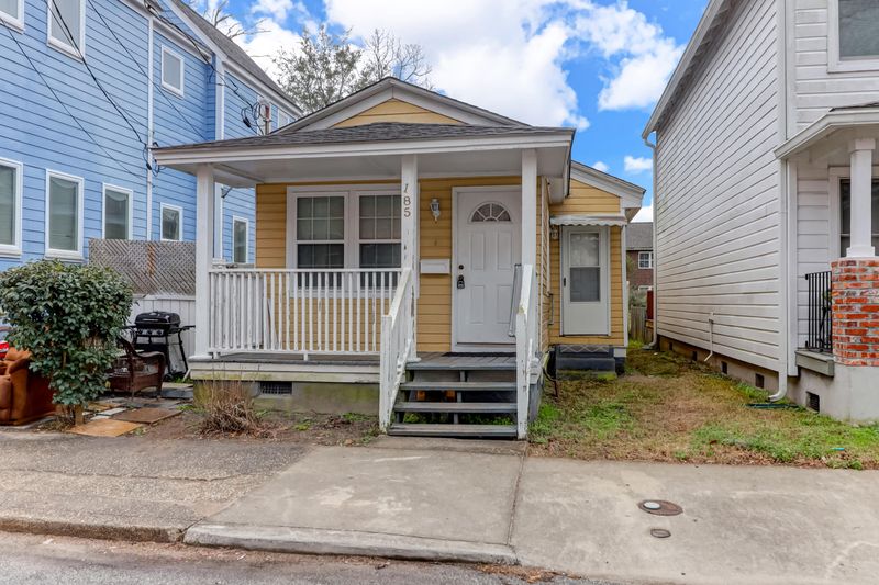 185 Romney St, Charleston, SC 29403