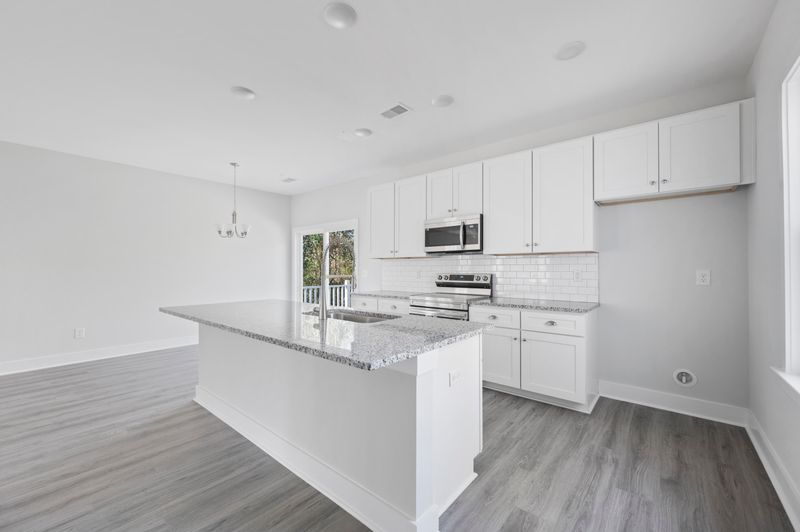 1168 Williams Rd, Charleston, SC 29412