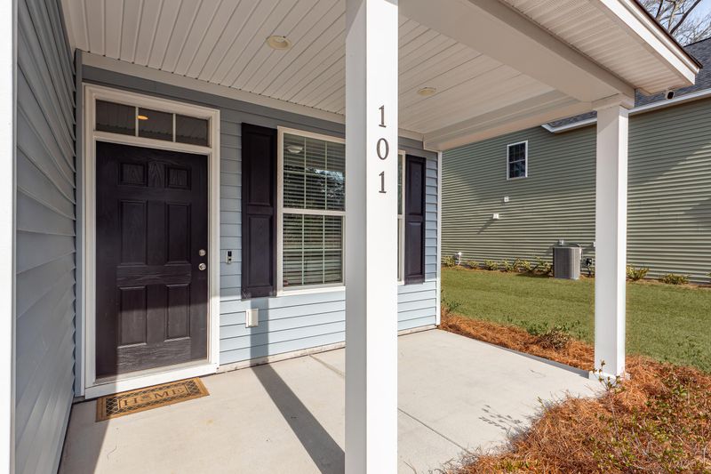 101 Rosa Gray Ln, Goose Creek, SC 29445