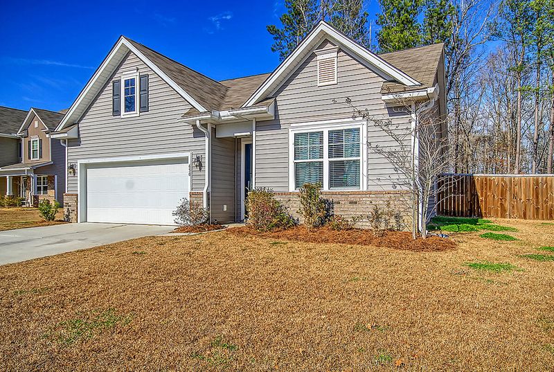 650 Woolum Dr, Moncks Corner, SC 29461