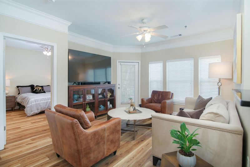 1611 Telfair Way, Charleston, SC 29412