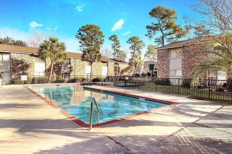 202 Andrea Ln, Hanahan, SC 29410