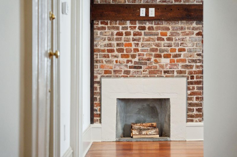 35 Society St #F/6, Charleston, SC 29401