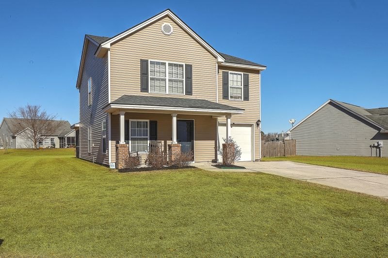 110 Salem Creek Dr, Goose Creek, SC 29445