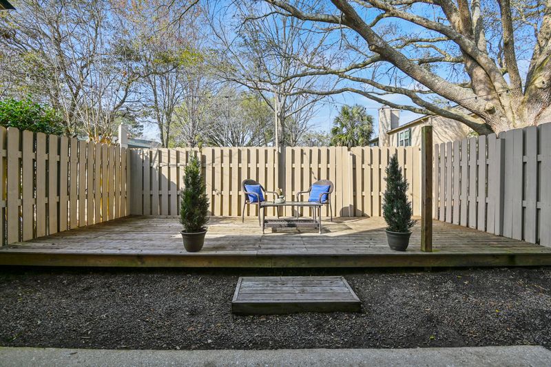 2066 Emerald Ter, Mount Pleasant, SC 29464