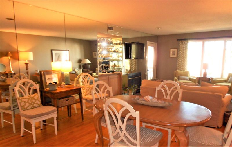 303 Yacht Harbor Ct #Share B, Isle Of Palms, SC 29451
