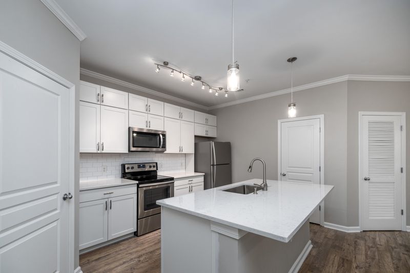 300 Bucksley Ln #105, Daniel Island, SC 29492