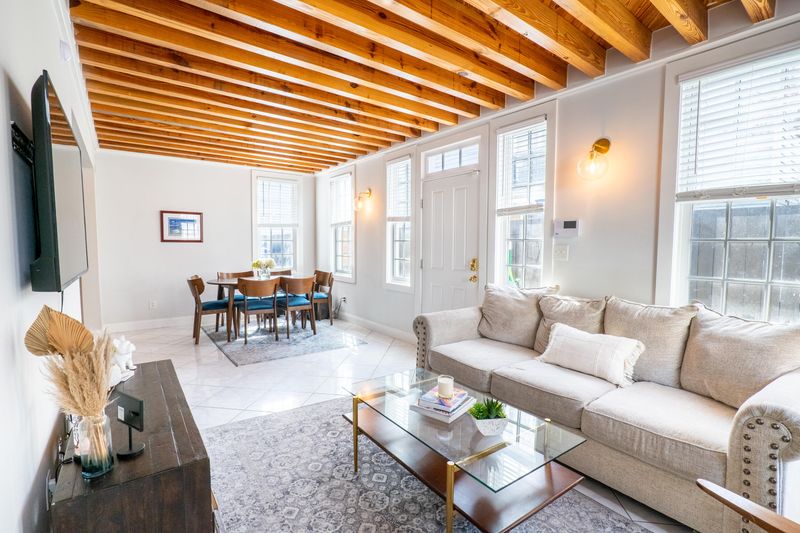 91 Line St, Charleston, SC 29403