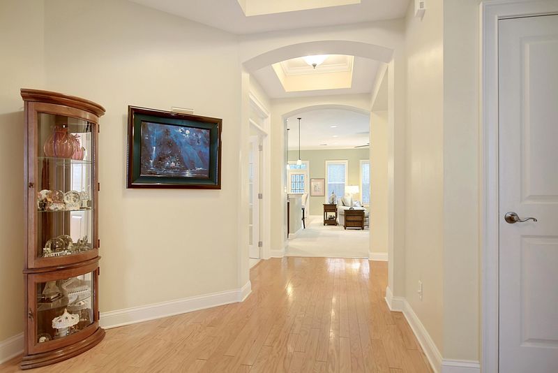 8466 Signal Island Dr, North Charleston, SC 29420