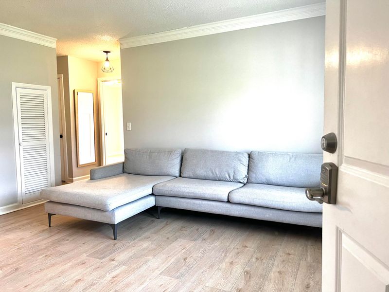 850 Mellichamp Dr, Charleston, SC 29412