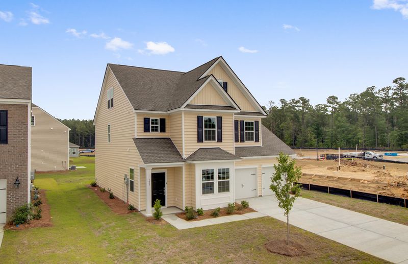 121 Camellia Bloom Dr, Moncks Corner, SC 29461