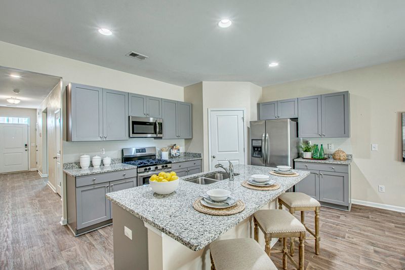 319 Mincy St, Moncks Corner, SC 29461