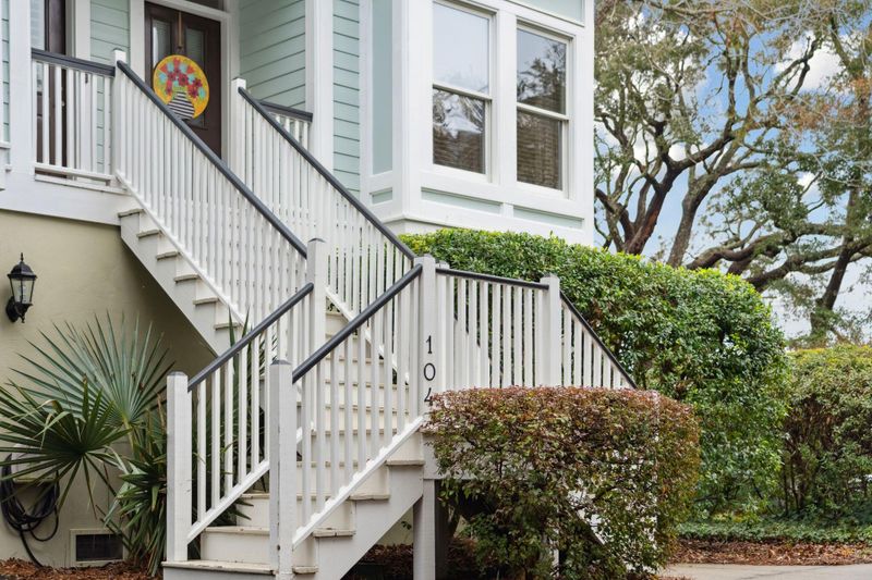 104 Howard Mary Dr #B, Charleston, SC 29412