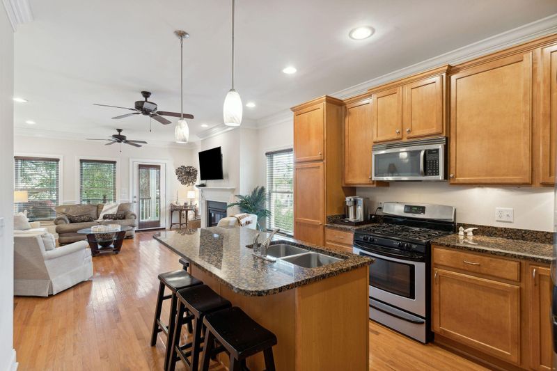104 Howard Mary Dr #B, Charleston, SC 29412